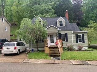 250 Cottage Ave, Weston, WV