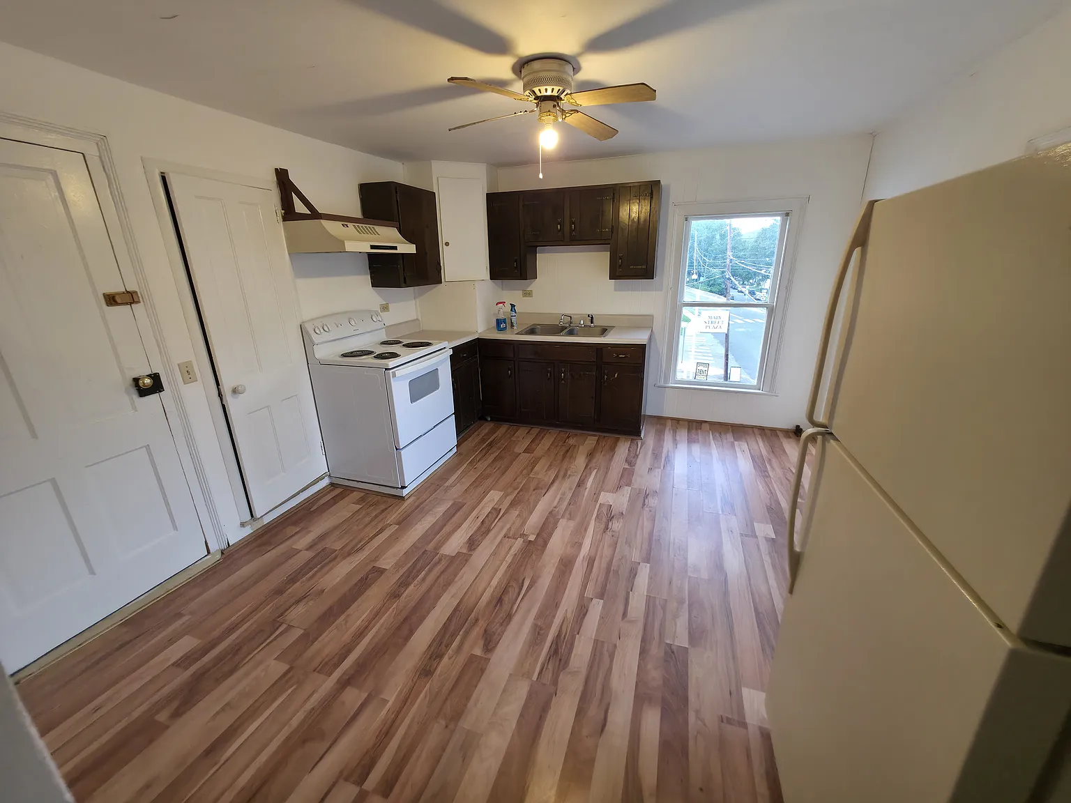 1 bed, $700 — Photo 2