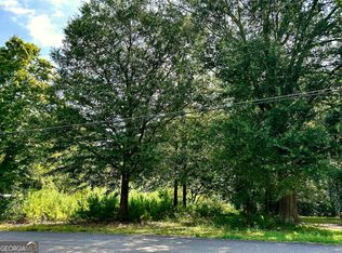 133 Ridgeway Ct SE, Acworth, GA 30101