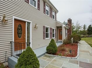 975 Newfield Ave, Stamford, CT 06905