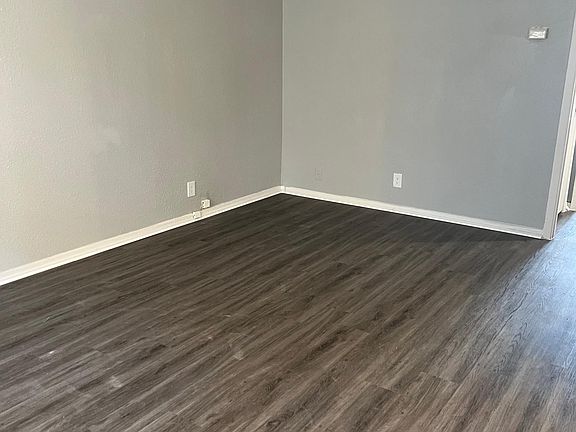 5th image of 4930 El Campo Ave