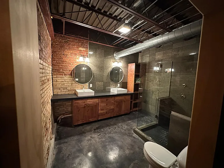 1221 Turner St #C — Photo 8