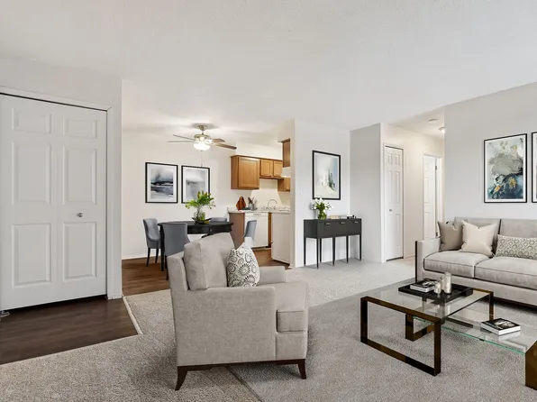 Clinton Manor Apartments