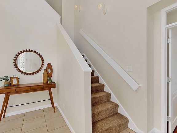 2nd image of 58 Kiva Pl