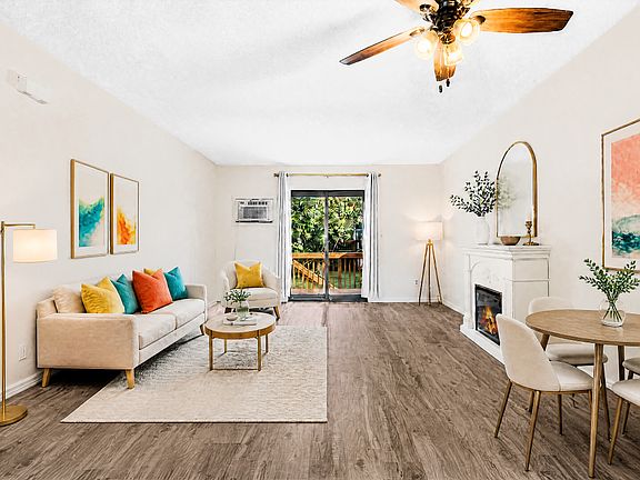 5th image of 909 E Baker St