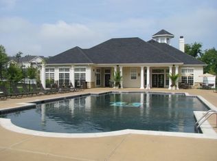 300 Turnberry Pl, Saint Peters, MO 63376