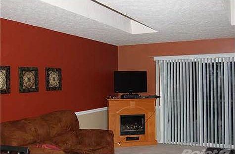 3rd image of 2027 Wyndham Hills Dr