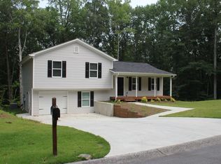 183 Lakeview Ter, Dallas, GA 30132