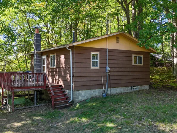 6037 S Garth Lake Rd, Hazelhurst, WI 54531