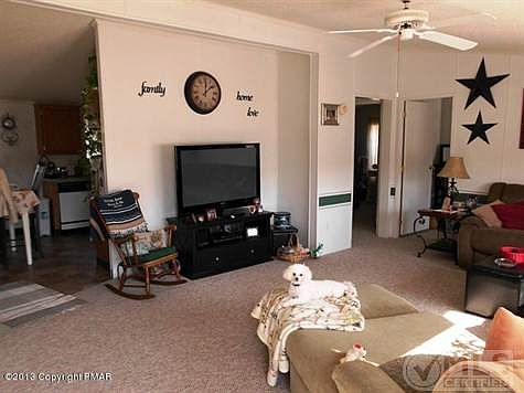 Living Room (2)