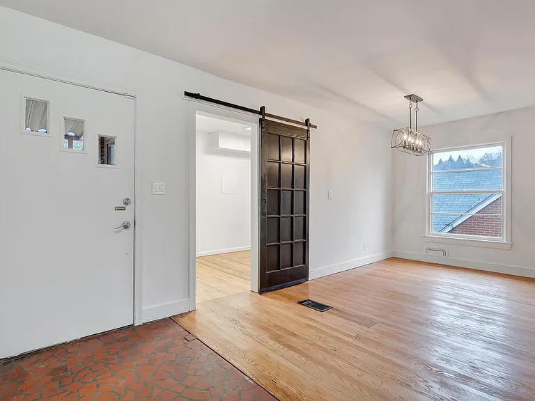 553 Dillard Rd SW — Photo 33