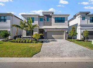 20884 Thistle Leaf Ln, Estero, FL 33928