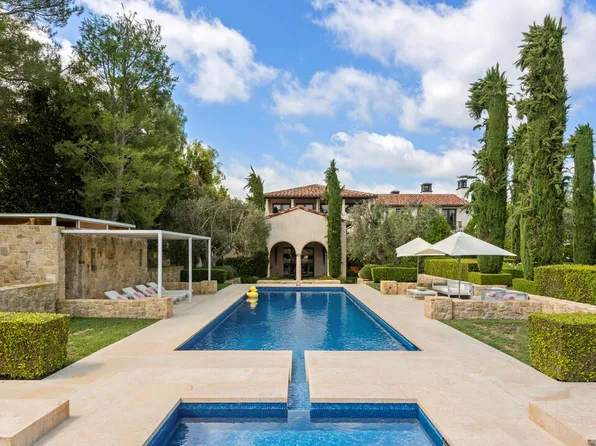 2156 Stratford Cir, Los Angeles, CA 90077