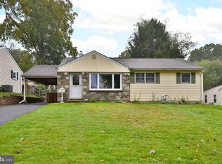 622 Beechwood Rd, Willow Grove, PA 19090