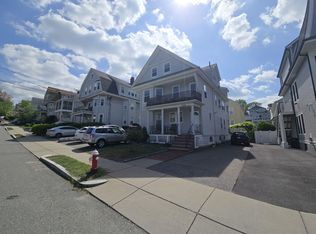 146 Hillside Rd APT 2, Watertown, MA 02472