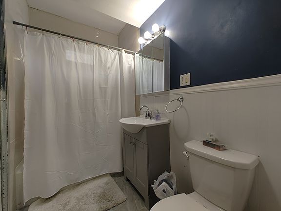 5th image of 203 Boston Ave #A