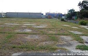 1st image of 1426 N Interstate Highway 35