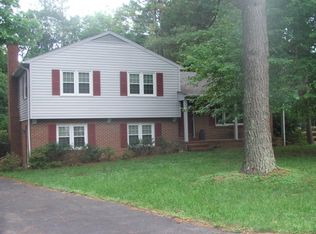 507 6th St, Blackstone, VA