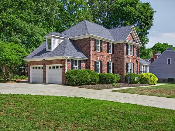 4th image of 100 Brookfield Ct