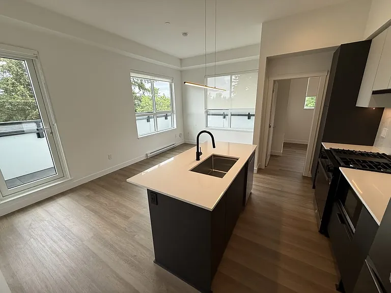 7728 119a St #607 — Photo 36