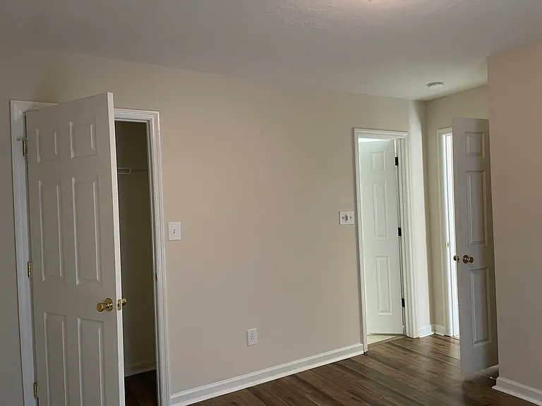 1310 Triple Tree Ln SW — Photo 5