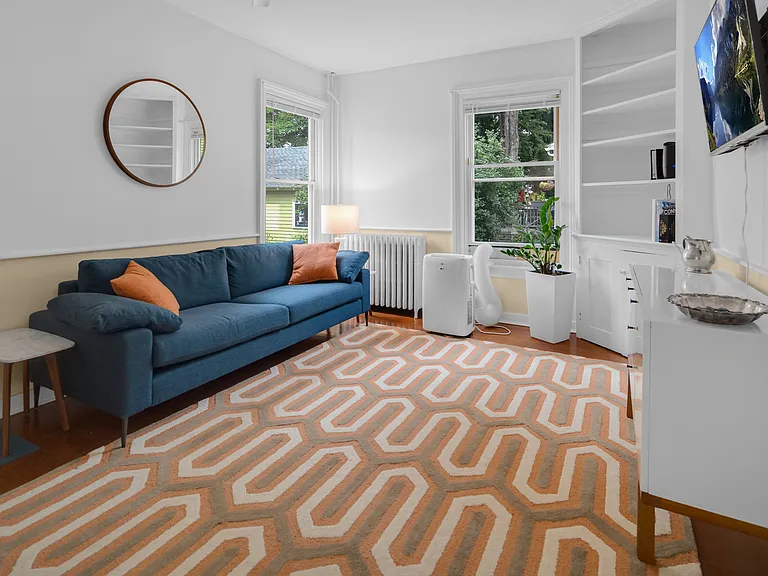220 S Geneva St #3 — Photo 7