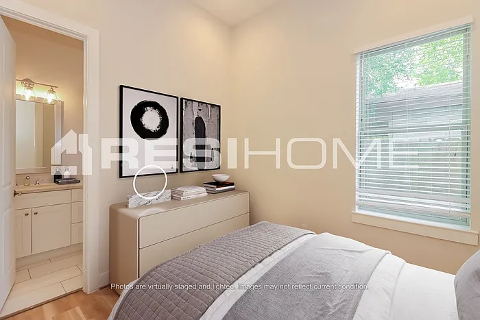 5722 Beall St #C — Photo 12