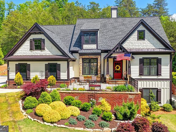2nd image of 10 Cavender Run