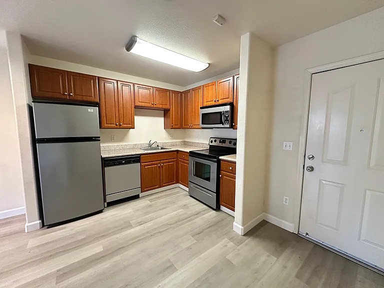 3128 Loma Verde Dr #117 — Photo 3