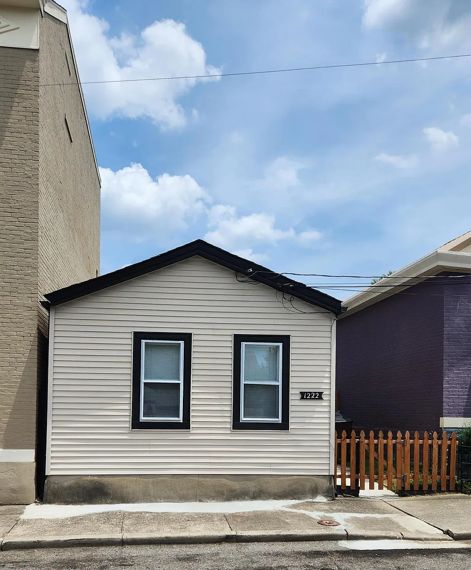 1222 Fisk St photo 1