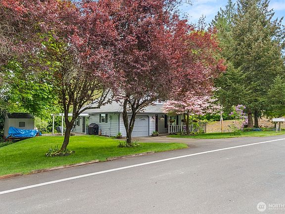 3rd image of 4914 24th Avenue SE
