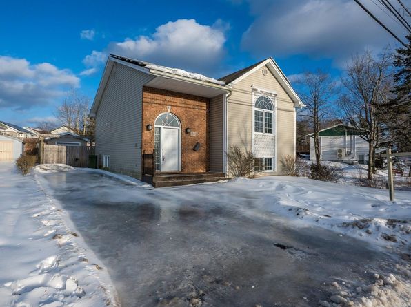 662 Caldwell Rd, Halifax, NS B2V 1L1