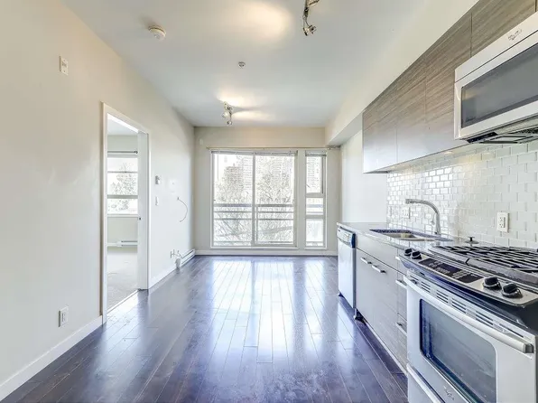 13228 Old Yale Rd #301, Surrey, BC V3T 0K3