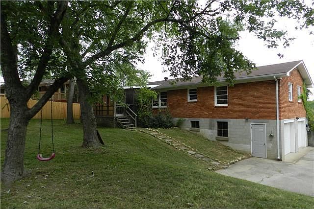 1st image of 2608 Lishwood Dr