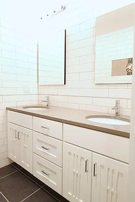 Rented by Level Group | media 28