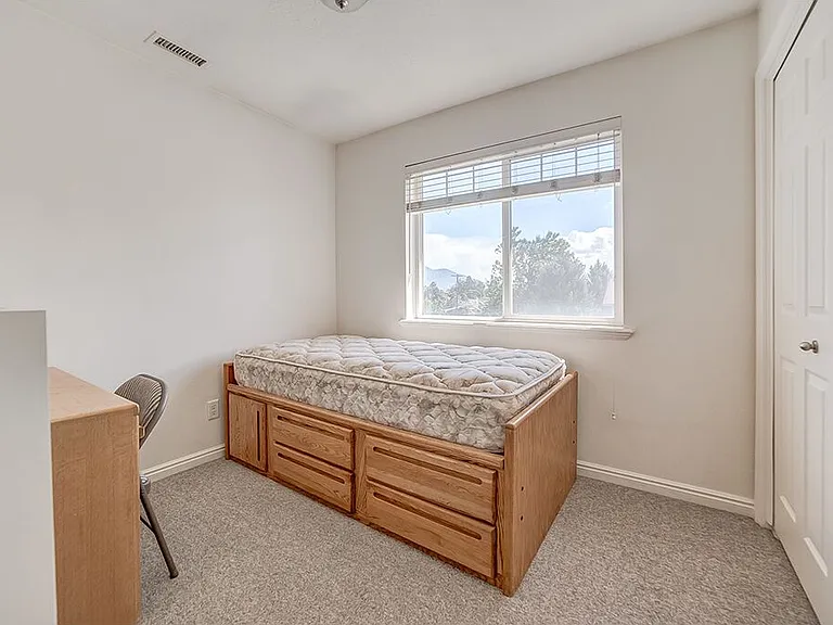 551 N 200 E #307 — Photo 7
