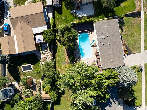 5th image of 1482 Waters Ln