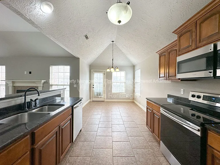 4093 W Song Bird Pl — Photo 5