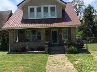 204 31st St W, Huntington, WV 25704