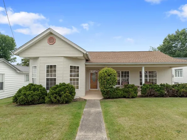 1271 College Ave, Barboursville, WV 25504