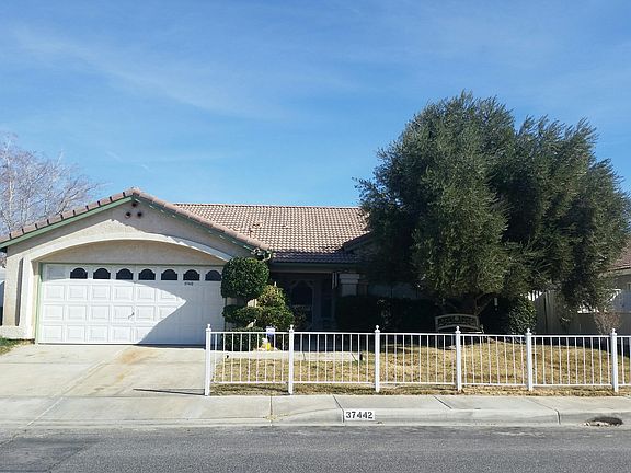 2nd image of 37442 E Rockie Ln