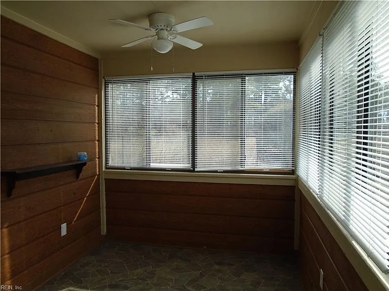 540 Pheasant Run #101 — Photo 10
