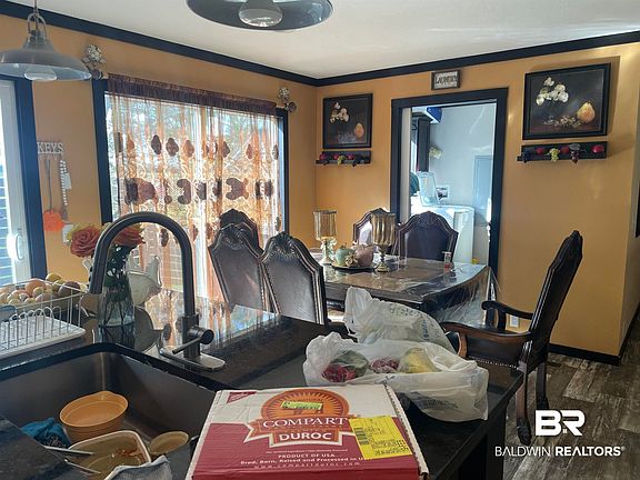 5th image of 21593 Hubbard Rd