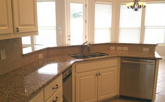 4th image of 409 New Lido Dr