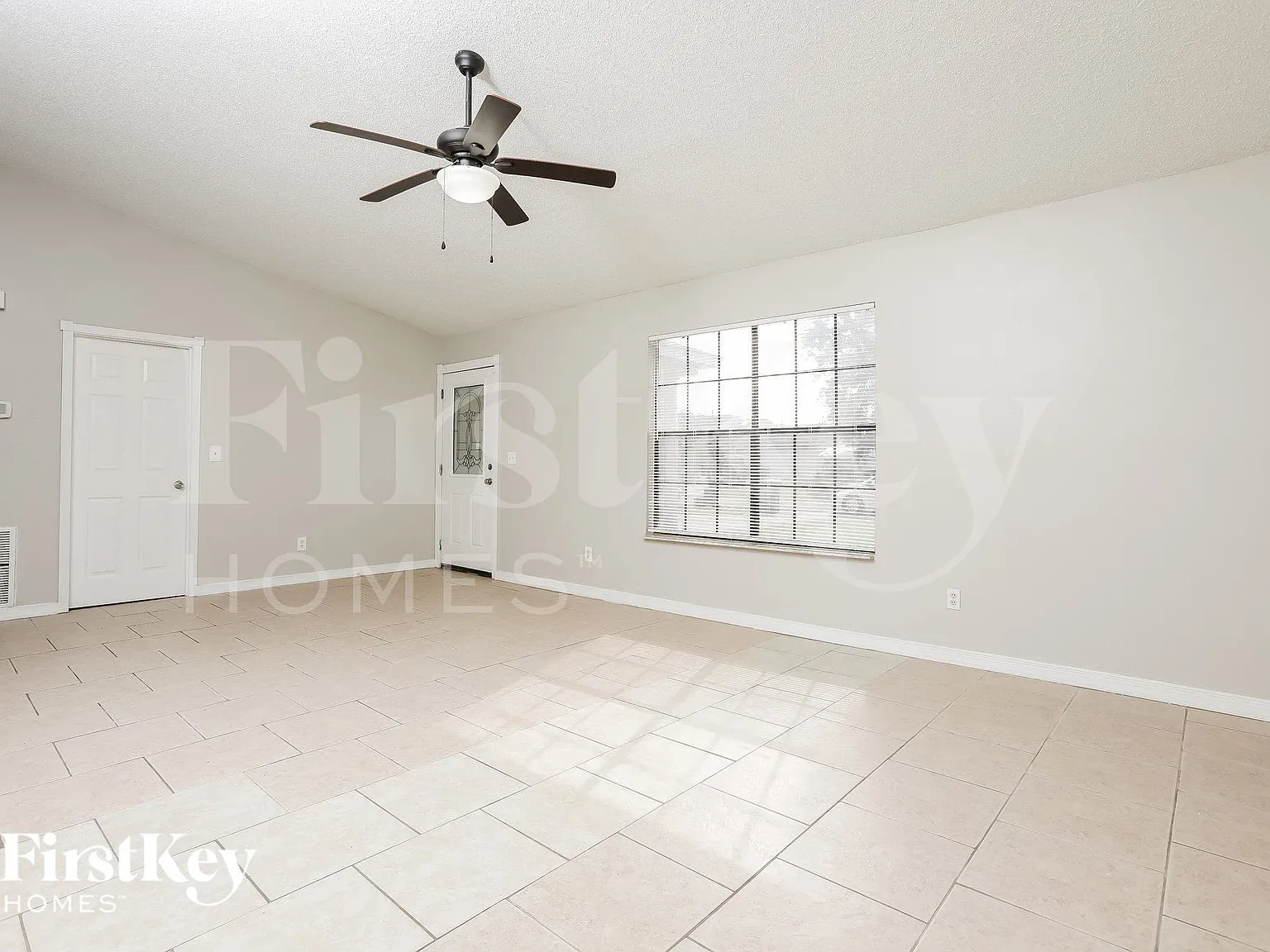 2 bed, 2.0 bath, 1564 sqft, $1,680 — Photo 3