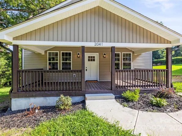 2041 Simmons St, Gastonia, NC 28052