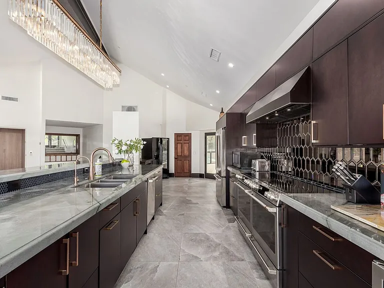 5655 N Camelback Canyon Dr — Photo 13