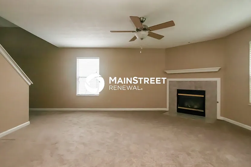 3338 Montgomery Dr — Photo 4
