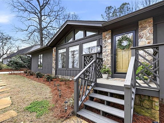4th image of 2177 Elysian Cir