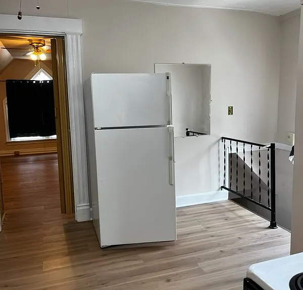 3918 Regent Ave #3 — Photo 6